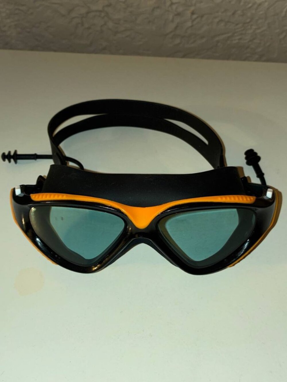 Aquaviz Style Men's Swim Goggles w/ Anti-Fog, Black/Orange, Ear Plugs - New